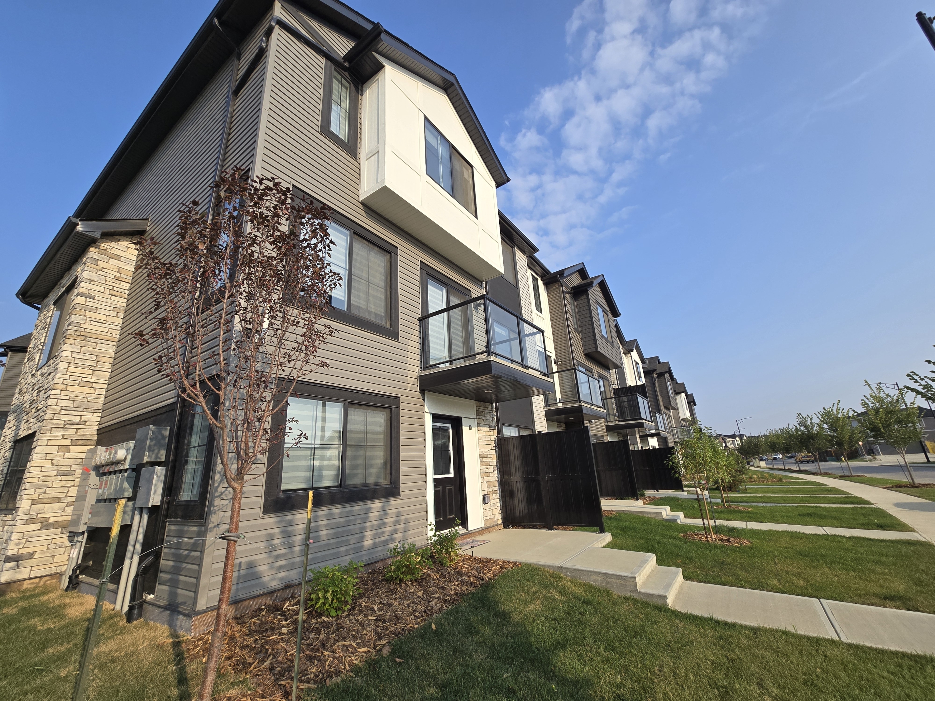 29 - 2610 159 St SW
